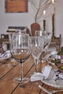 - Olivia mundserviet 40x40 cm. beige stribet*Lene Bjerre Outlet