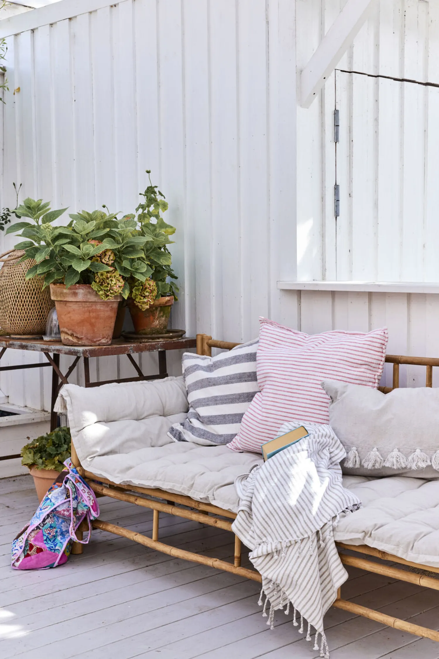 - Olivia plaid 170x130 cm. beige stribet*Lene Bjerre