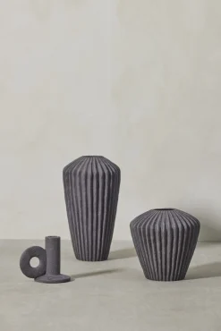 - Susia vase H16,5 cm. mørkegrå*Lene Bjerre New