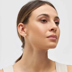 - Ørestikker - Topping Short Love U - Guld - 1 stk.*LULU Copenhagen Sale