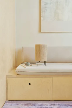 - Bordlampe - Ro Ø23 Table Lamp - Jute^Made by Hand