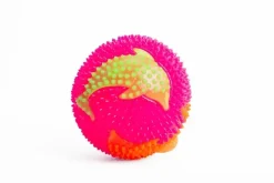 - Bold med lys og pigget overflade, assorteret farve, pris er for 1 stk.*Magni Clearance