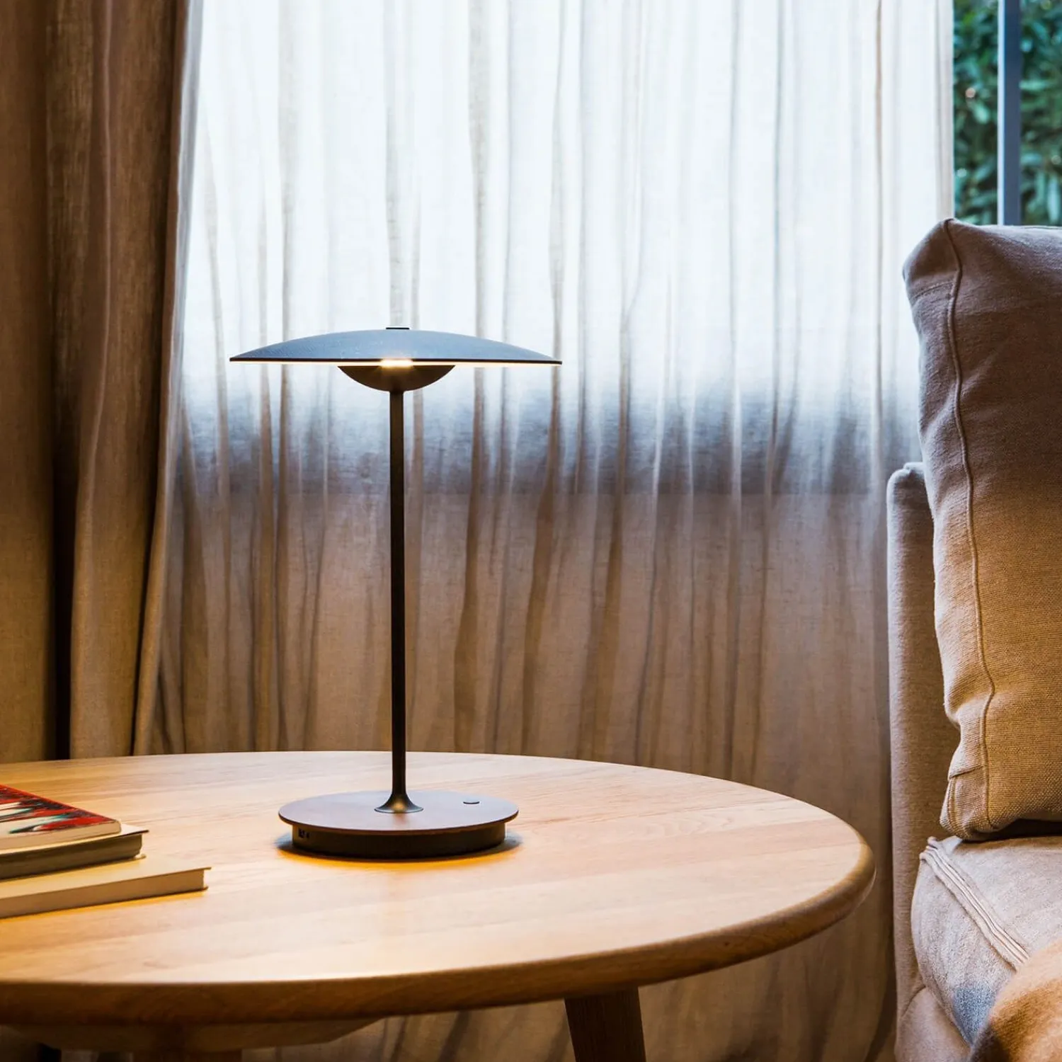 - Bordlampe Ginger 20 M - wenge - H 30 cm*Marset Online