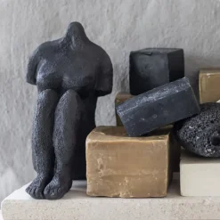 - ART PIECE Sitting Woman - Sort^Mette Ditmer Sale