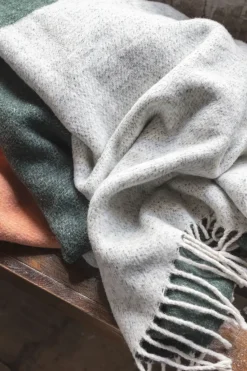 - BRICK throw - Brick*Mette Ditmer Sale