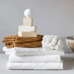 - GEO badehåndklæde, råhvid*Mette Ditmer Best