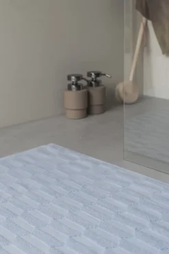 - GEO-bademåtte - Light Blue - W50 x L80 cm*Mette Ditmer Clearance