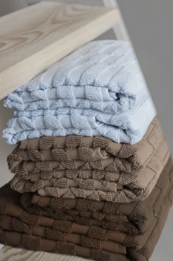 - GEO-håndklæde - Nougat - W50 x L95 cm^Mette Ditmer Discount