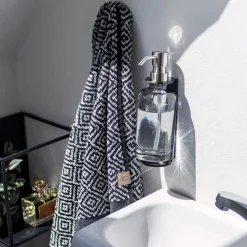 - MAROKKO badehåndklæde, sort/hvid*Mette Ditmer Online