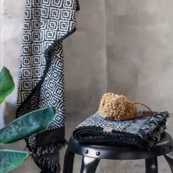 - MAROKKO håndklæde, sort/hvid*Mette Ditmer Clearance