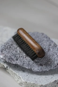 - REN neglebørste, plettet*Mette Ditmer New