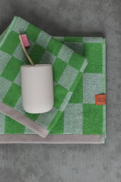 - RETRO håndklæde, Klassisk grøn*Mette Ditmer New