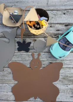 - Børne Dækkeserviet - Sommerfugl - Sort^MILLE W NORDISK DESIGN Outlet