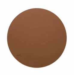 - Bordskåner - Cognac læder - Ø 22 cm*MILLE W NORDISK DESIGN Outlet