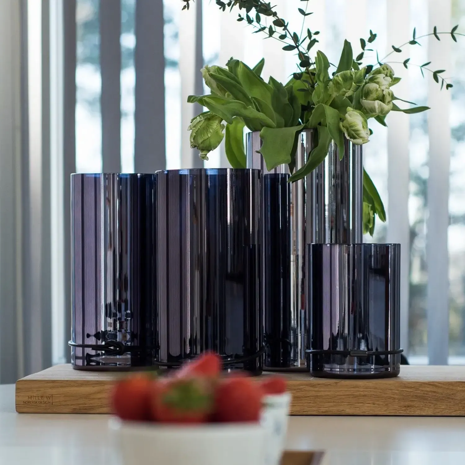 - Lyslygte/Vase i medium (Sort)*MILLE W NORDISK DESIGN Online