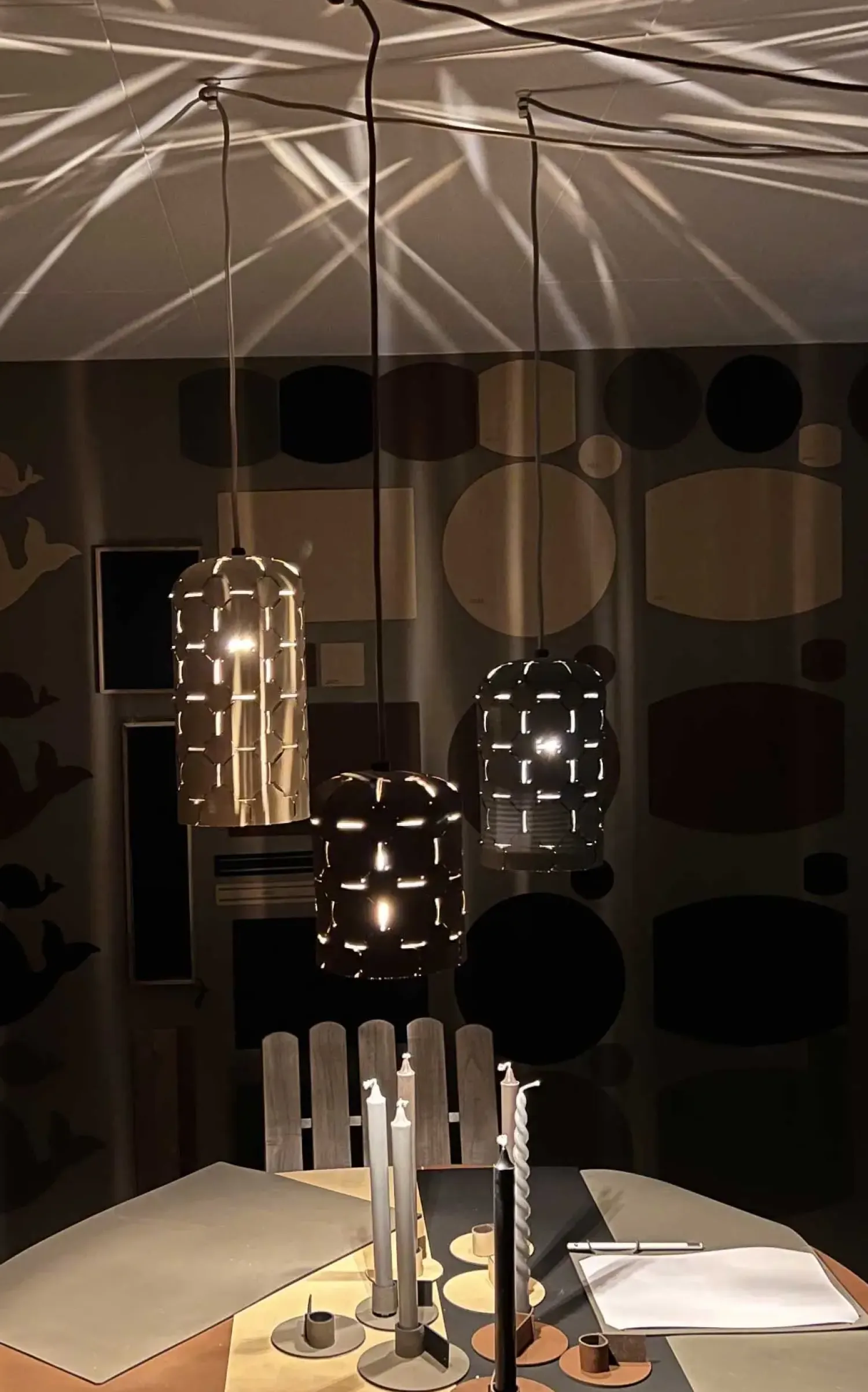 - Polar Lights - Pendel - Cognac læder - Large^MILLE W NORDISK DESIGN