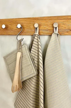 - PURE grydelapper - sand/lys blå striber^Moudhome Outlet