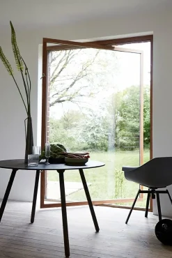 - Spisebordsstol - Swiwel - Sorte ben og sort sæde*Muubs Best