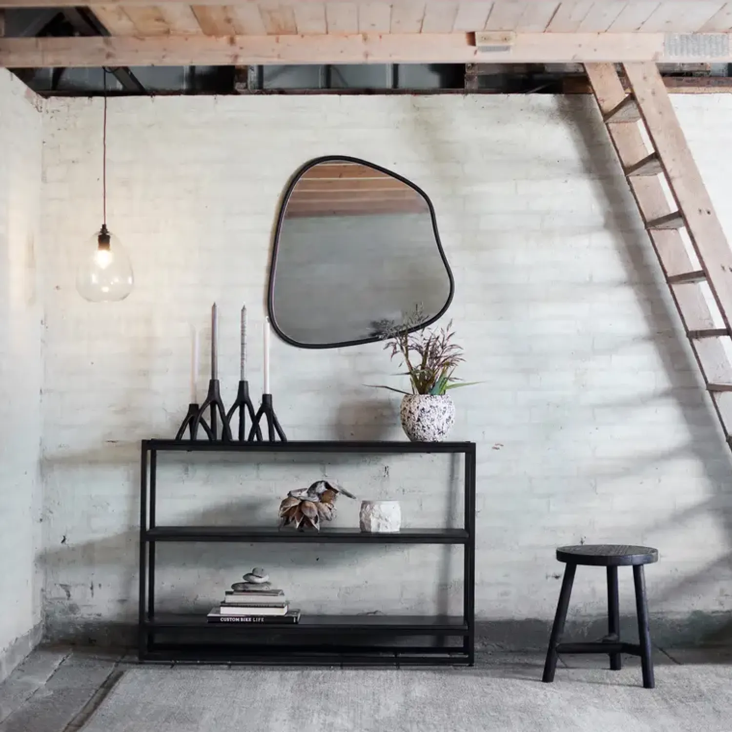 - Vægspejl Michigan M - Sort - Jern/Glas*Muubs Outlet