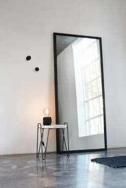 - Vægspejl Washington L - Jern/Glas. : 90x 200 cm. Sort kant*Muubs Discount