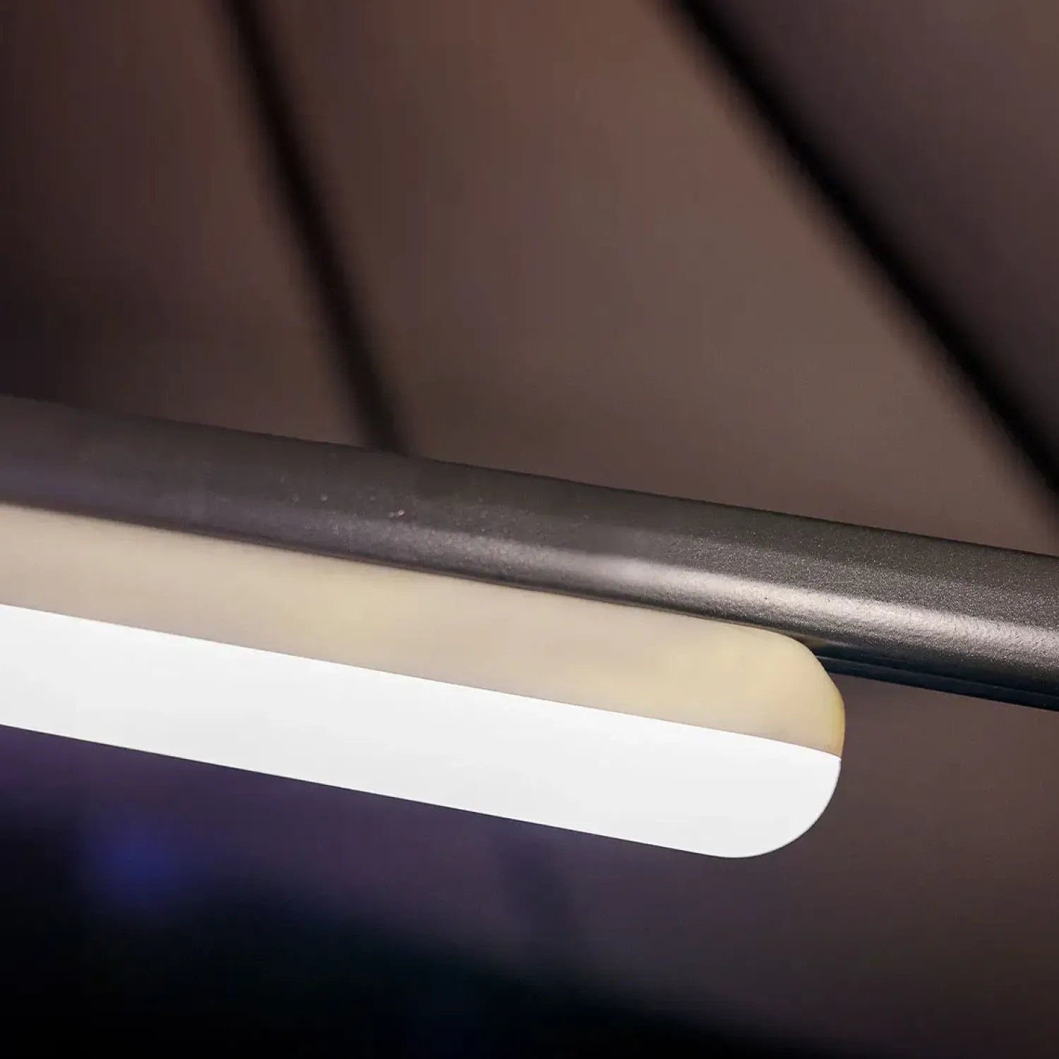 - Lampe til parasol - Genopladelig - Banana^New Garden Sale