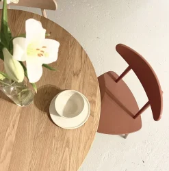 - J107 stol, Pompeji^Noeje New