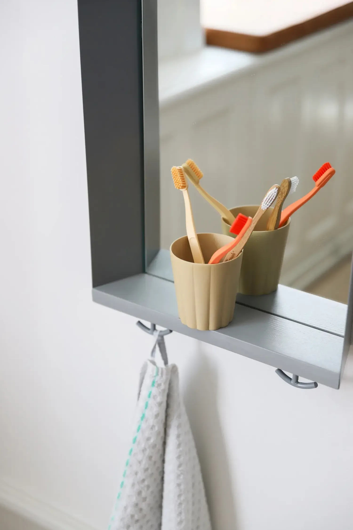 - Portal Mirror - Grå^Nofred New