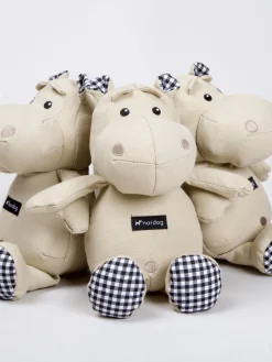 - Flodhesten Henny hundebamse^Nordog