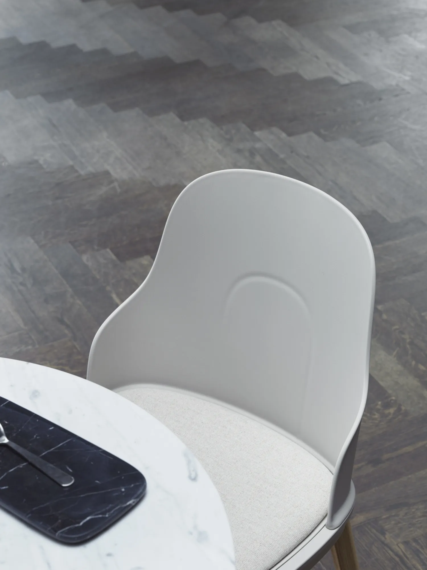 - Allez Table 4L H75 Ø70 cm^Normann Copenhagen Hot