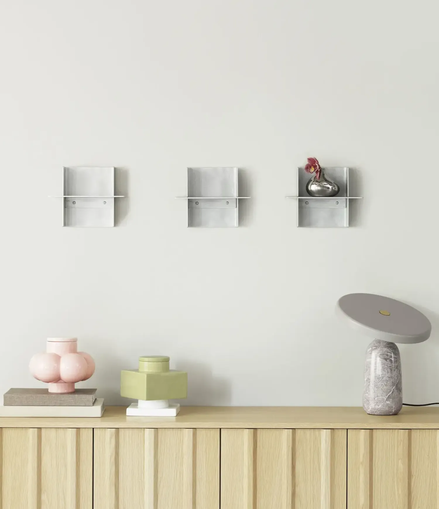 - Alu Shelf 25 cm*Normann Copenhagen