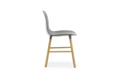 - Form Chair Oak - Stol - Grå og Eg^Normann Copenhagen Hot