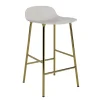 - Form Barstool 65 cm - Varm grå/Messing^Normann Copenhagen New
