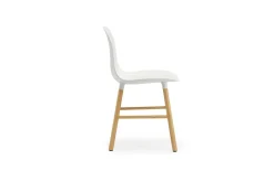 - Form Chair Oak - Stol i Hvid og Eg*Normann Copenhagen Clearance