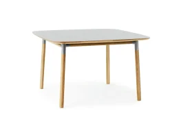 - Form Bord - 120 x 120 cm - Grå^Normann Copenhagen