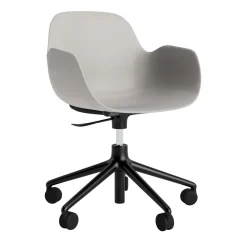 - Form Armstol Swivel 5W med hjul - Sort/Varm grå^Normann Copenhagen Sale