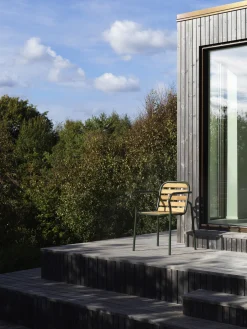 - Havestol - armstol - Vig Robinie - Mørke grøn^Normann Copenhagen Hot