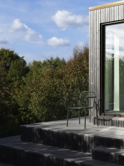 - Havestol - armstol - Vig - Mørke grøn*Normann Copenhagen Discount