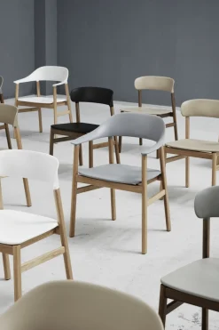 - Herit Chair Oak*Normann Copenhagen Hot