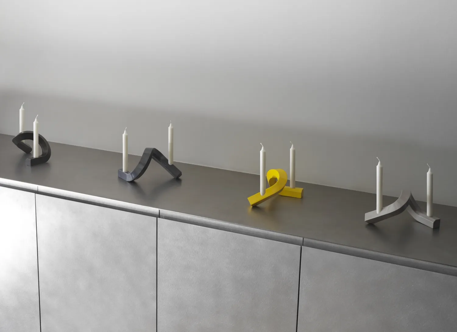 - Lysestage - Crooked Candlestick Two - Bronze*Normann Copenhagen Sale