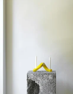 - Lysestage - Crooked Candlestick Two - Yellow/Gul*Normann Copenhagen New
