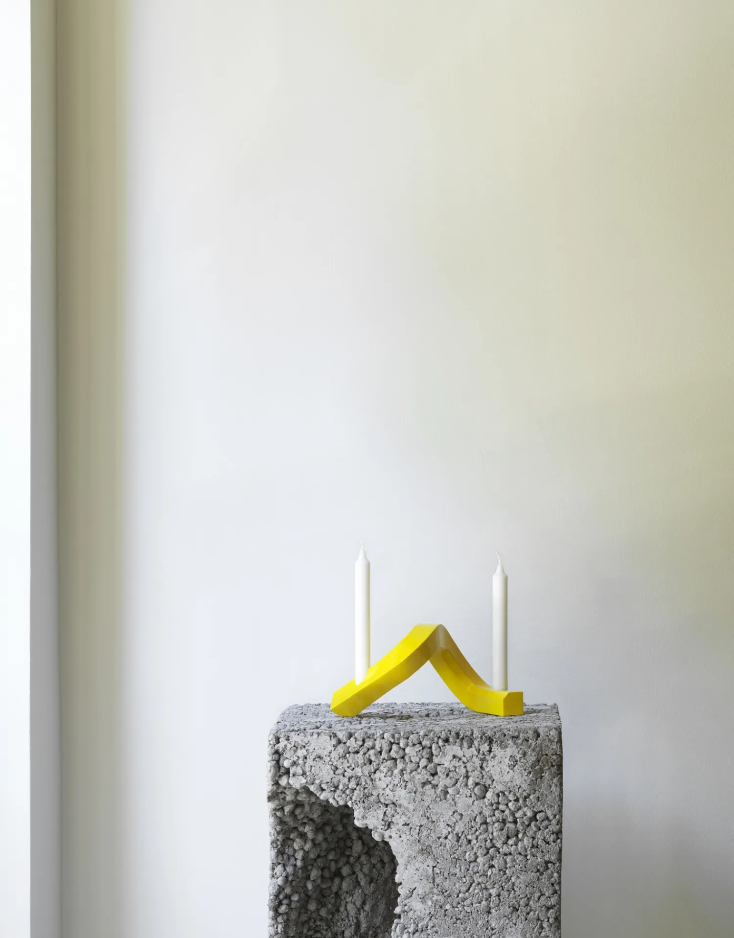- Lysestage - Crooked Candlestick Two - Yellow/Gul*Normann Copenhagen New
