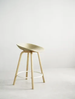 - Mat Barstool 65 cm Beech/Black*Normann Copenhagen Hot