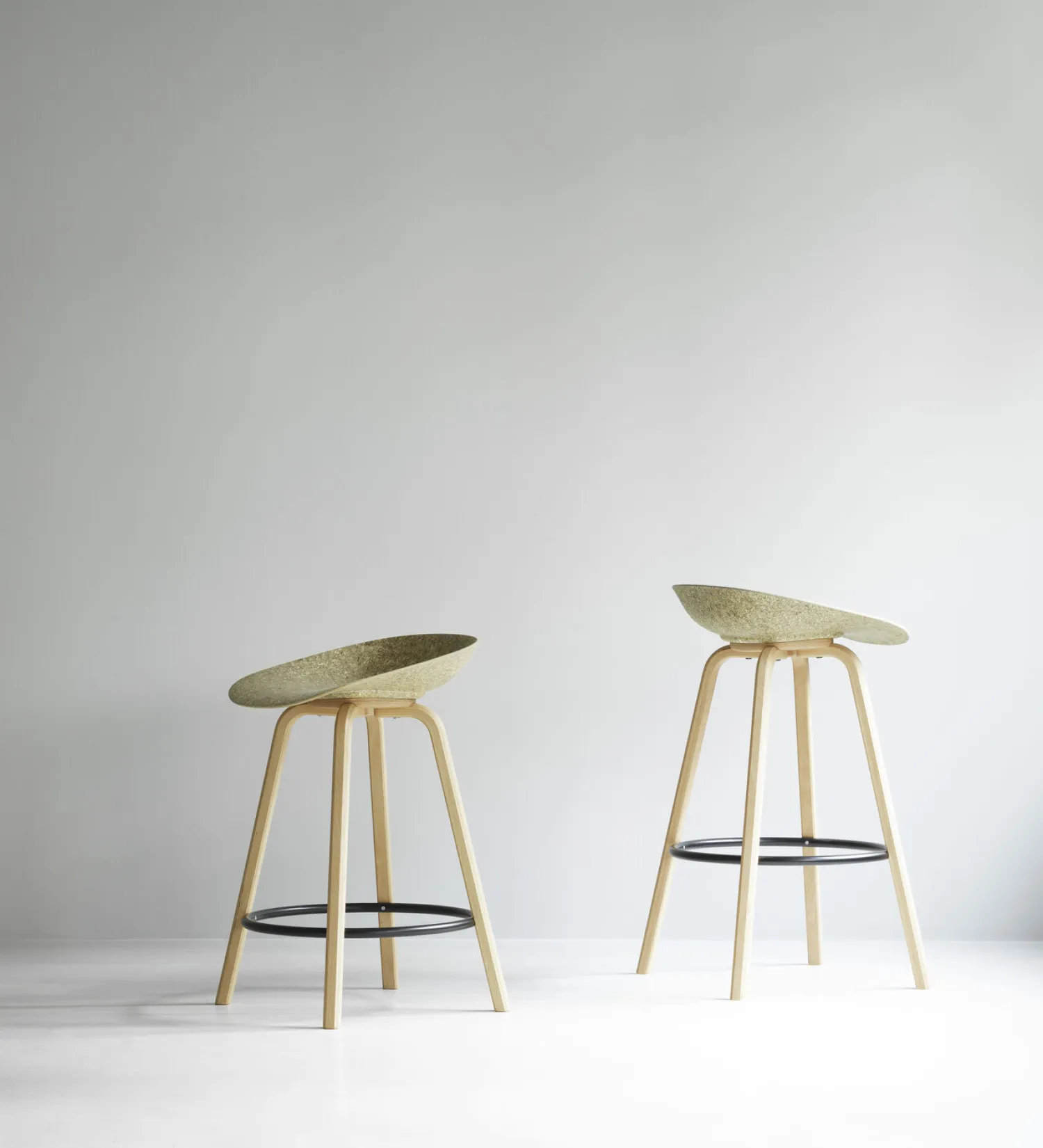 - Mat Barstool 65 cm Beech/Cream^Normann Copenhagen Clearance