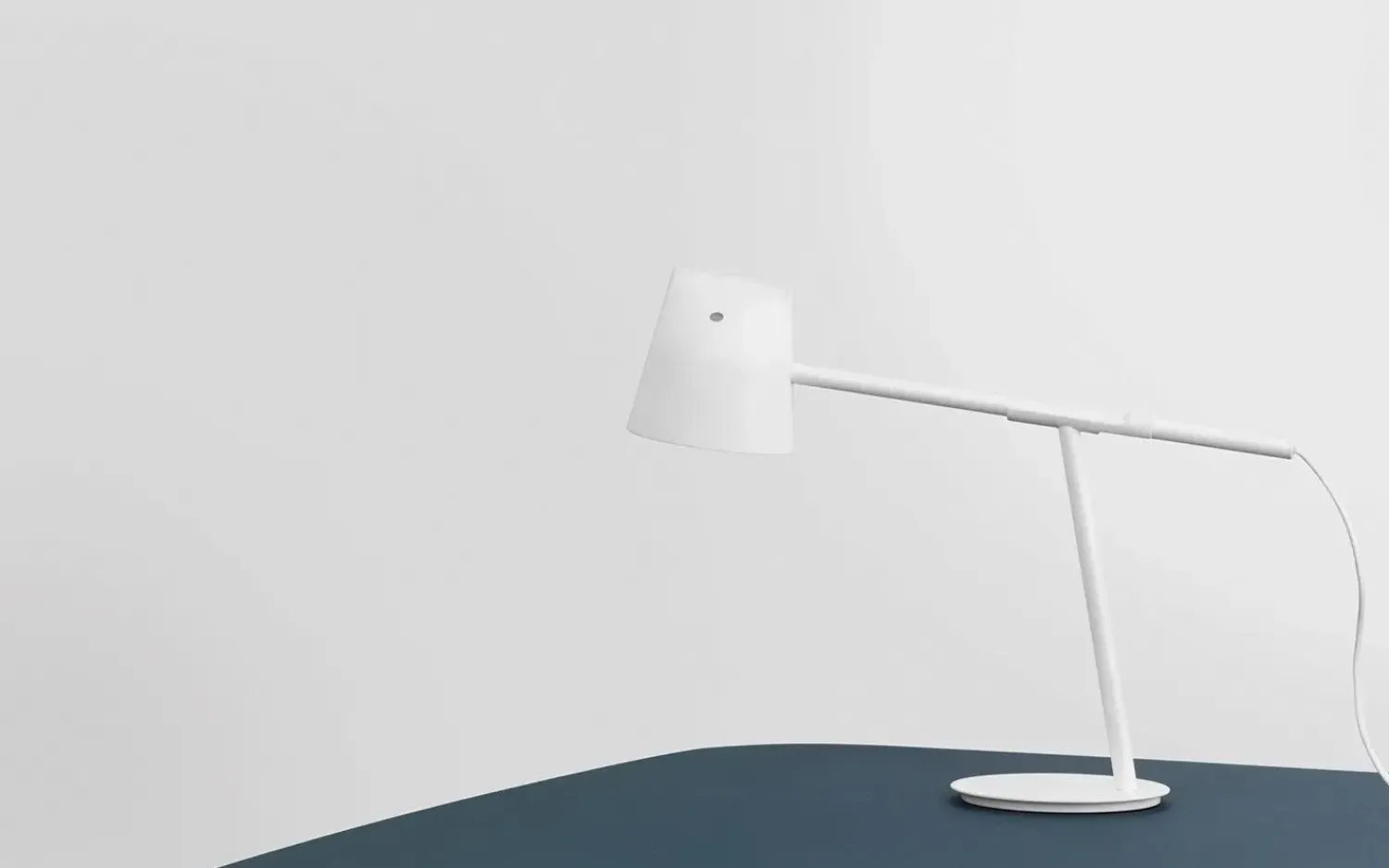 - Momento bordlampe - Hvid*Normann Copenhagen Best