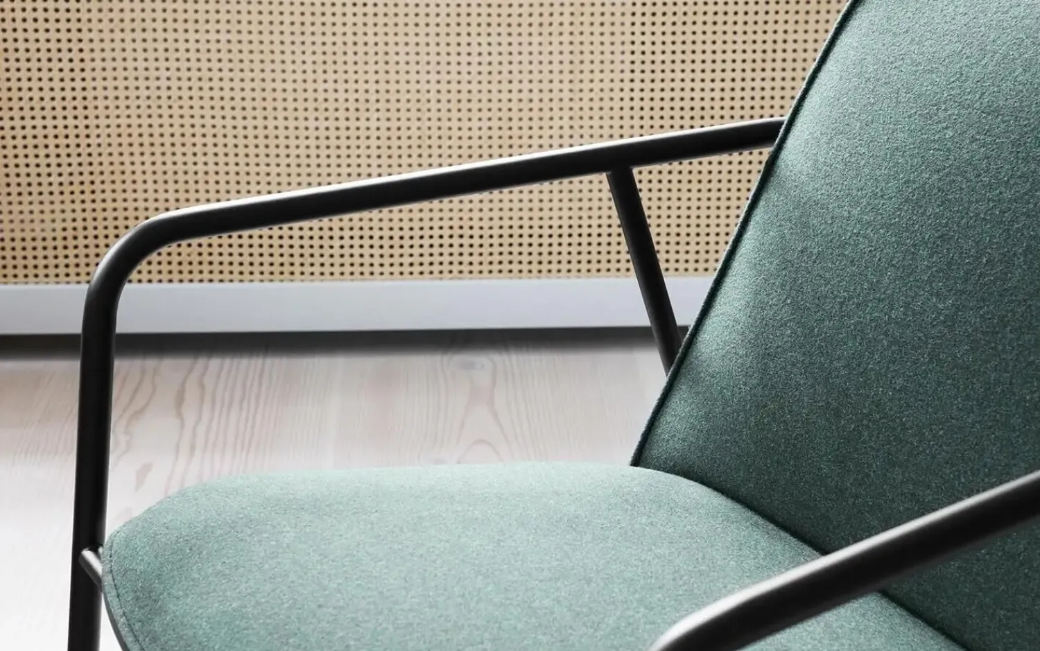 - Pad Lounge Chair Low Black Steel^Normann Copenhagen Sale