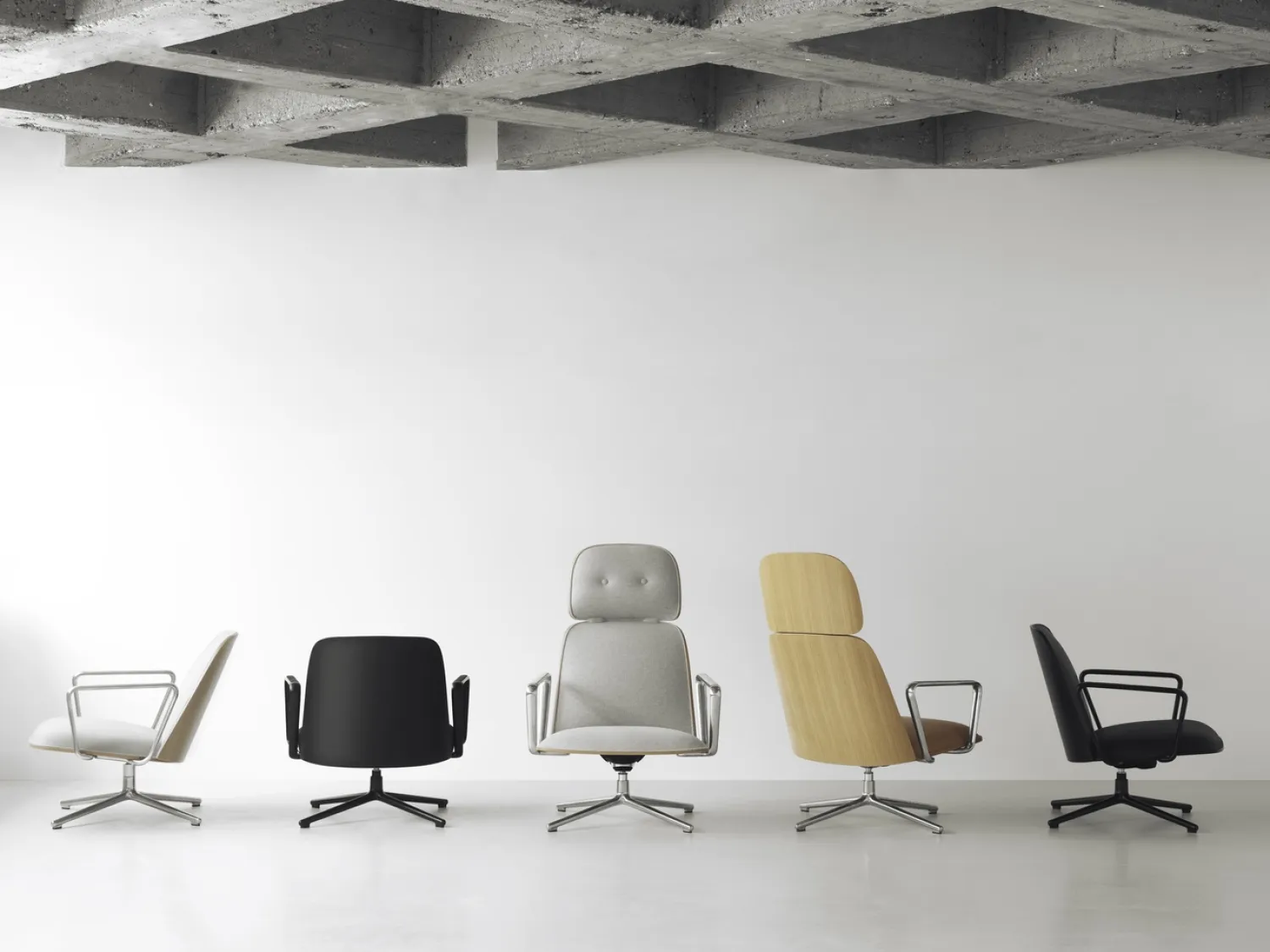 - Pad Lounge Chair Low Swivel Black Alu*Normann Copenhagen New