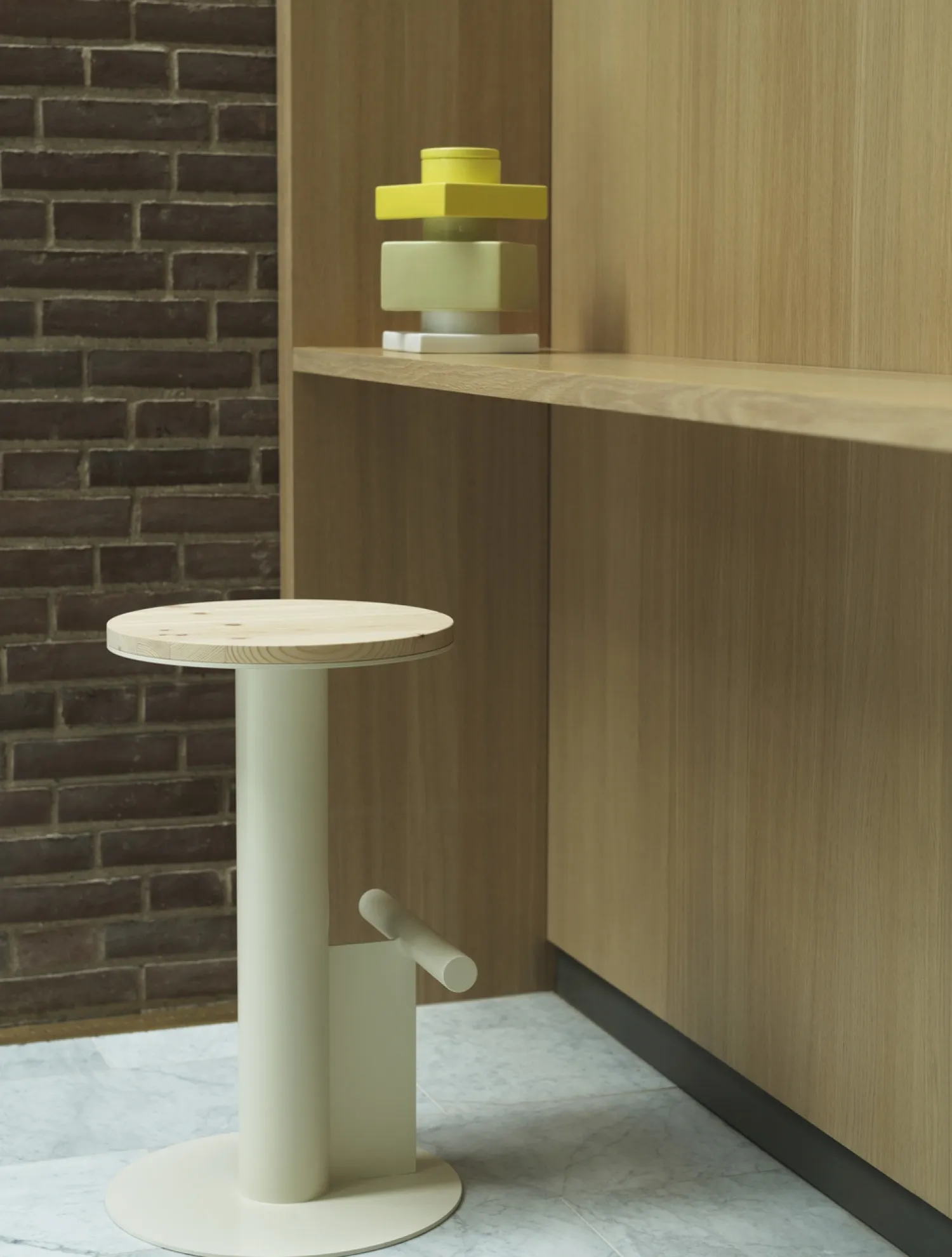 - Pole Barstool 75 cm - Pine/Grey^Normann Copenhagen Online