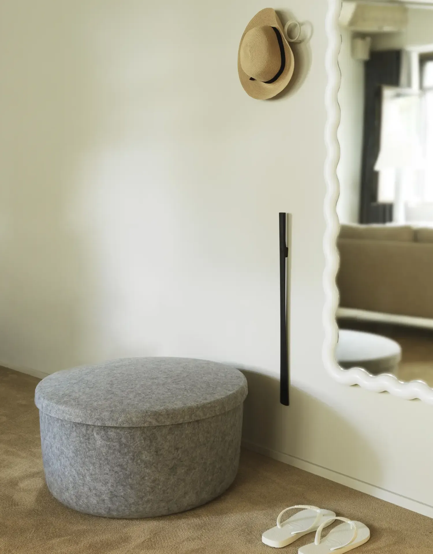 - Shoehorn Mounting Fixture^Normann Copenhagen Clearance