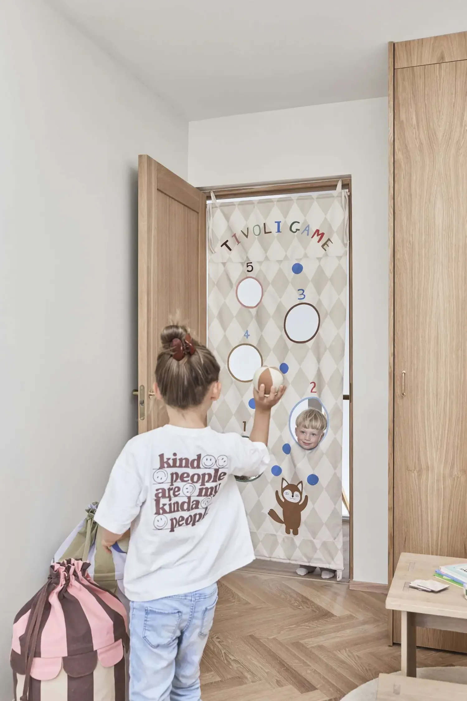 - Spil til dør - Tivoli Multi*OYOY Outlet