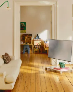 - TV-Stander - Disco - 40"-70" - Oat*Pedestal Clearance